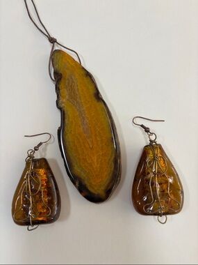 Amber Yellow brown Agate Pendant necklace with Matching glass Earrings
